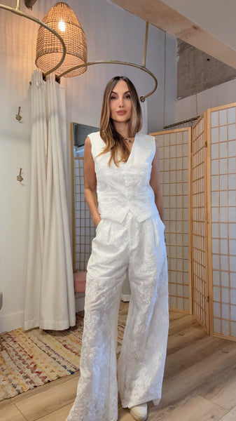 Sorano Embroidered Set – Cotton Vest & Lined Pants