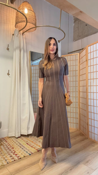 “Corina Knit Dress – Brown & Caramel Contrast Elegance