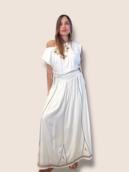 Athena day embroidered set