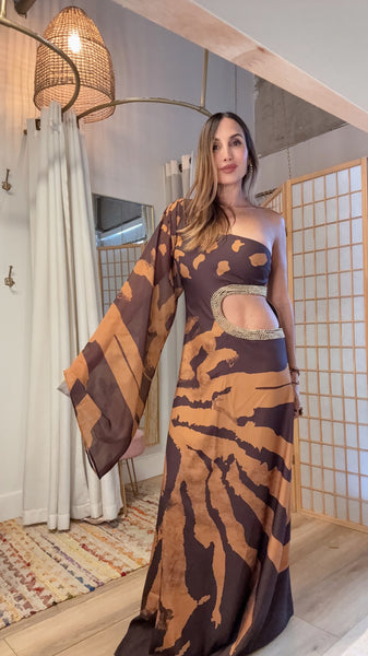 “Noema Chocolate Dress – Golden Cutout Glamour”