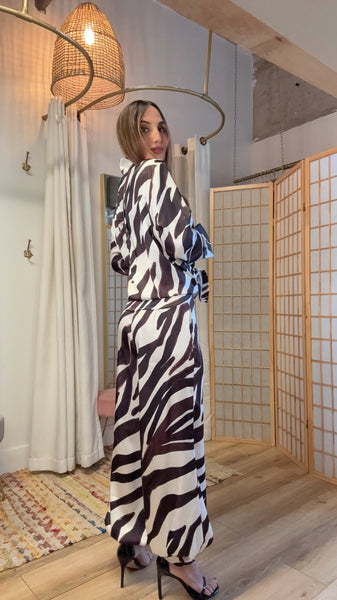 “Lunara Zebra Set – Dark Brown & Vanilla Silk Flow