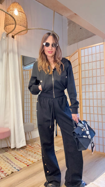 Solange Jogger Luxe Set – Cropped Hoodie with Rose Gold Buttons | Travel Outfit Women