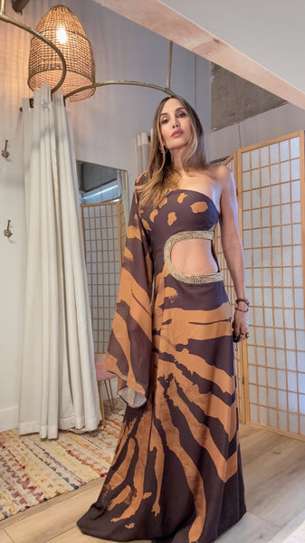 “Noema Chocolate Dress – Golden Cutout Glamour”