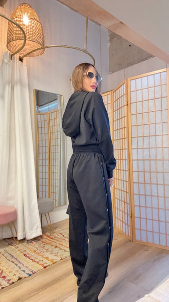 Solange Jogger Luxe Set – Cropped Hoodie with Rose Gold Buttons | Travel Outfit Women