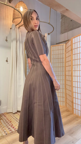 “Corina Knit Dress – Brown & Caramel Contrast Elegance