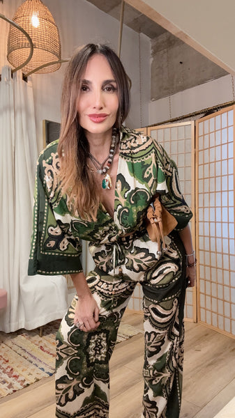 The Marena Moss Paisley Set” – Twisted Crop Top & Loose Cotton Pants