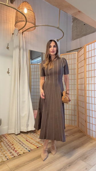“Corina Knit Dress – Brown & Caramel Contrast Elegance