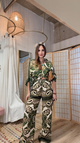 The Marena Moss Paisley Set” – Twisted Crop Top & Loose Cotton Pants