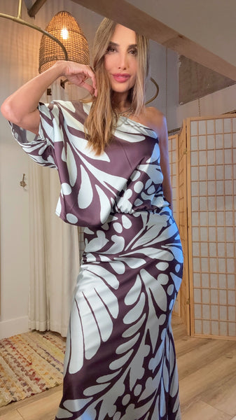 Lyris One-Shoulder Baby Blue & Chocolate Abstract Dress – Silky Fall Look