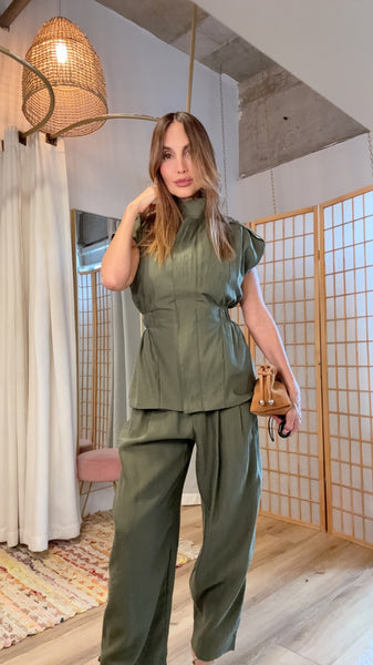 Gia Olive Set
