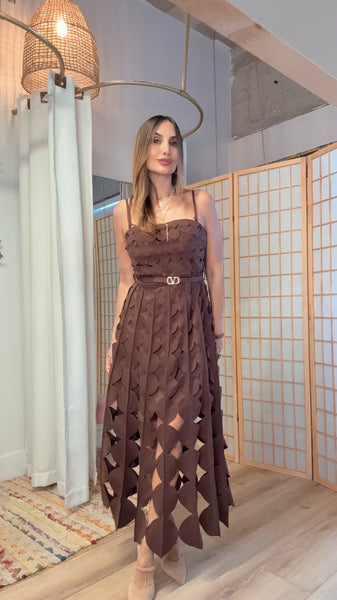 “Zirona Chocolate Midi Dress