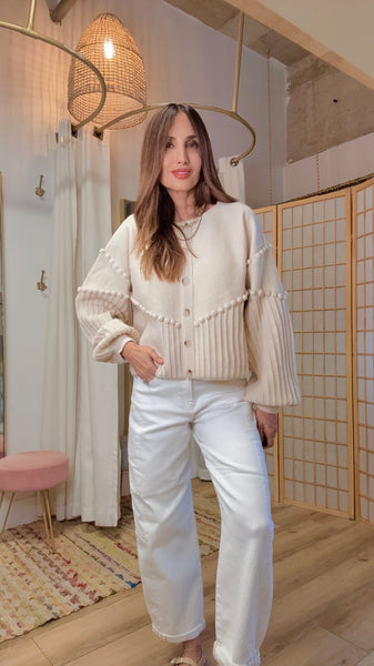 The Lía Vanilla Pom Knit Sweater” – Balloon Sleeve Plissé Detail Pullover