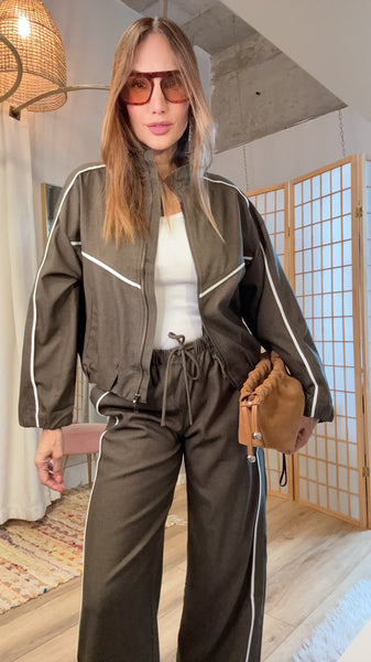Liv Olive Elevated Travel Set