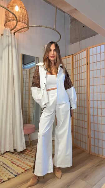 Calviera White & Chocolate Linen Set