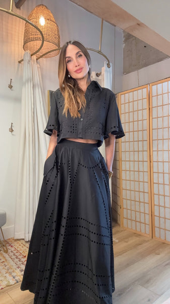 Caldera Black Set – Laser Cut A-Line Elegance