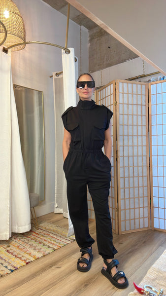 "Astrid's Chic Flannel Jumpsuit for Spring"
